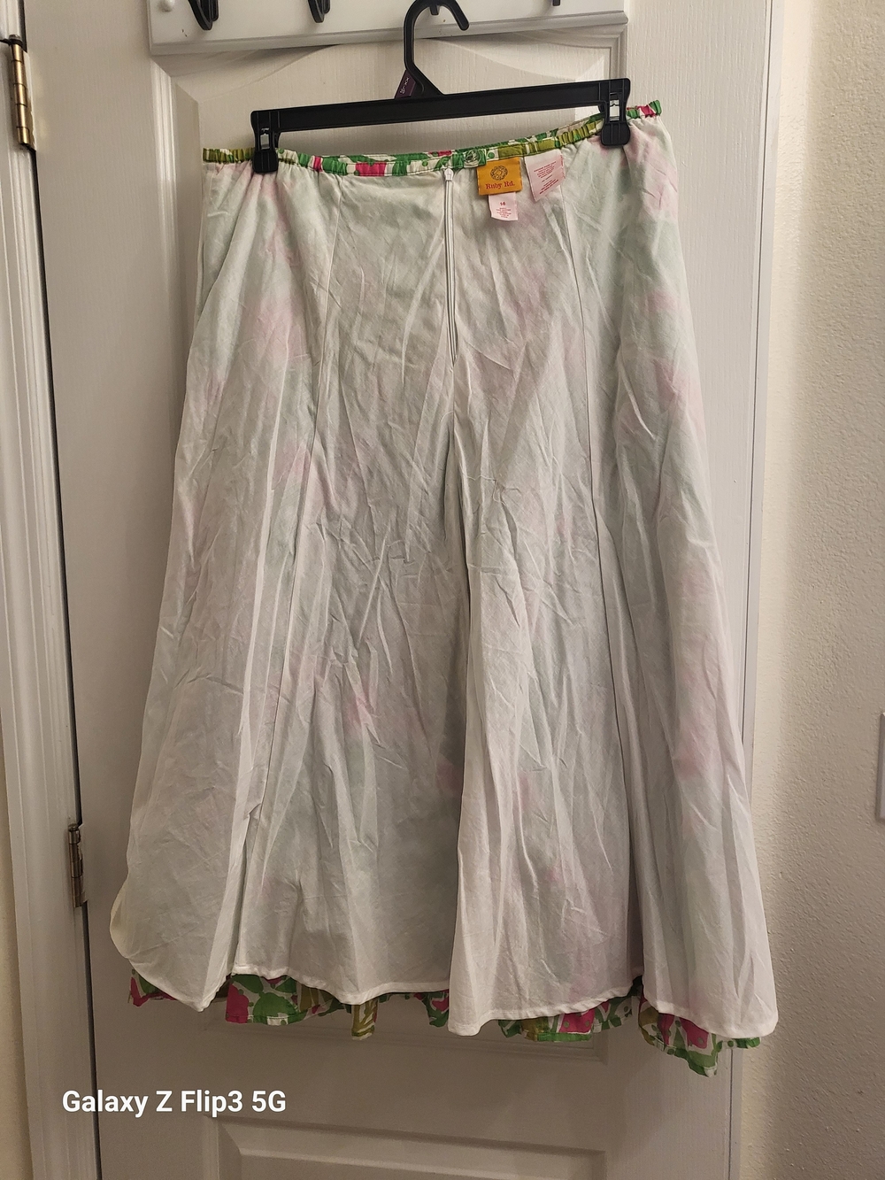 Vintage Designer Collection Tropical Floral Skirt - Bright Pink & Green Skirt - Picture 11 of 12